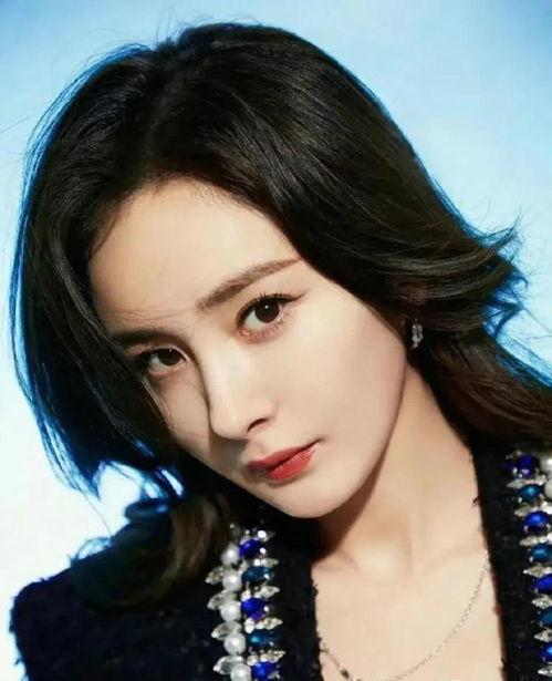 中国娱乐圈吃瓜明星,揭秘那些年我们“吃瓜”的明星